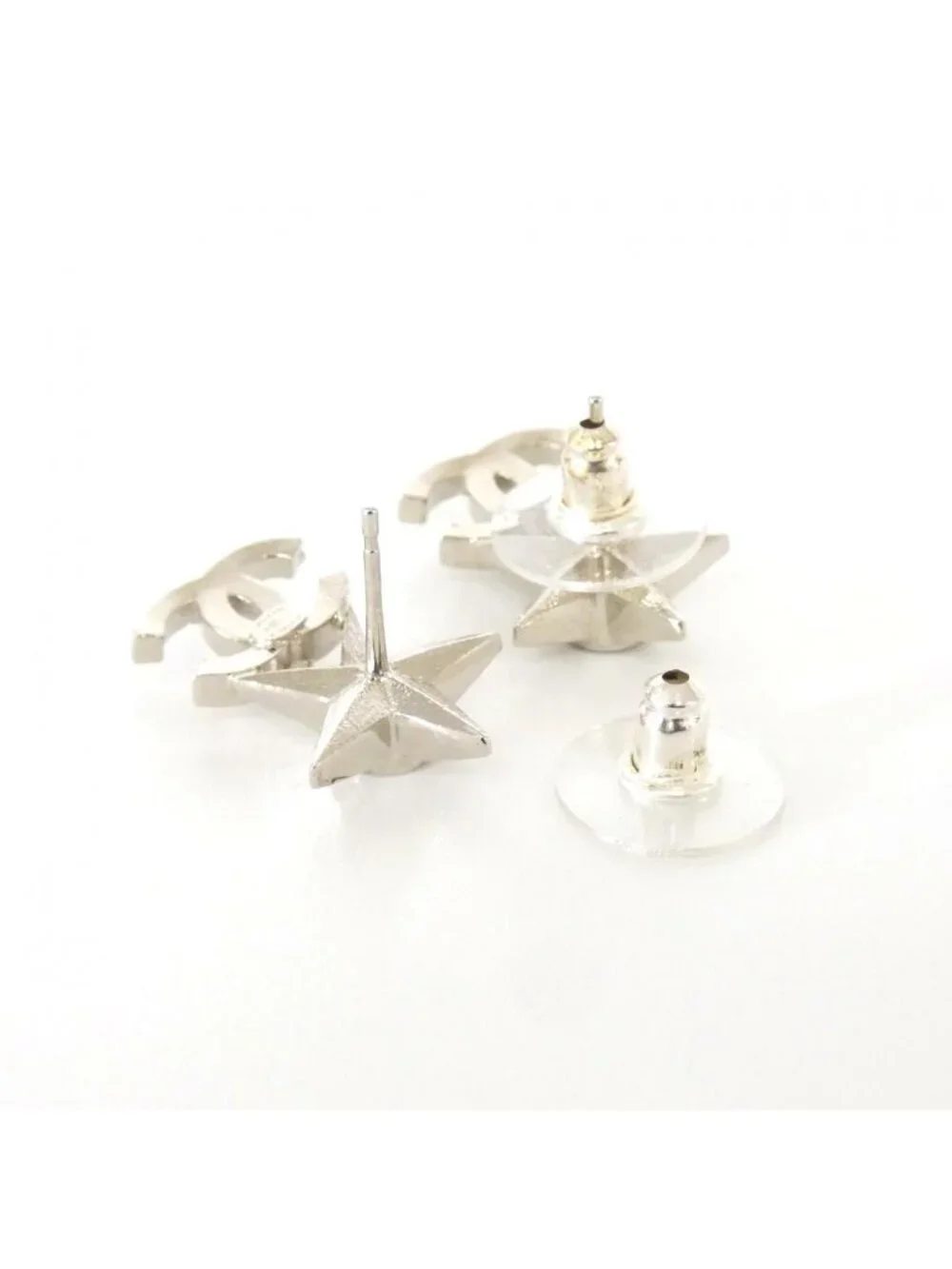 Chanel Earrings Silver - Picture 3 of 3